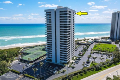 Condo in Riviera Beach, Florida, 2 bedrooms  № 1093820 - photo 1