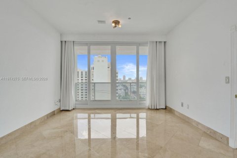Condominio en venta en Miami Beach, Florida, 2 dormitorios, 138.42 m2 № 2035889 - foto 22