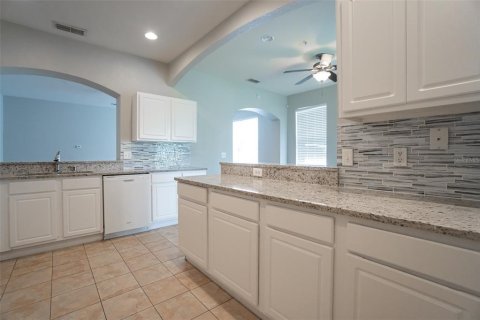 Adosado en alquiler en Orlando, Florida, 3 dormitorios, 201.13 m2 № 1880552 - foto 9