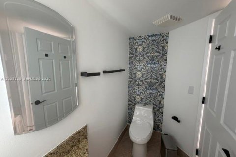 Copropriété à louer à Fort Lauderdale, Floride: 3 chambres, 134.43 m2 № 2089507 - photo 13