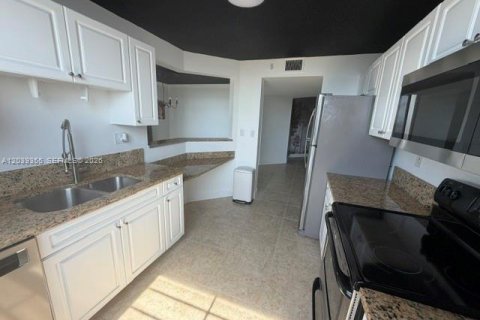 Copropriété à louer à Fort Lauderdale, Floride: 3 chambres, 134.43 m2 № 2089507 - photo 6