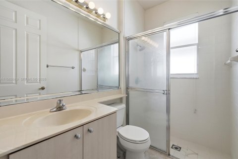 House in Boynton Beach, Florida 3 bedrooms, 220.83 sq.m. № 2057452 - photo 20