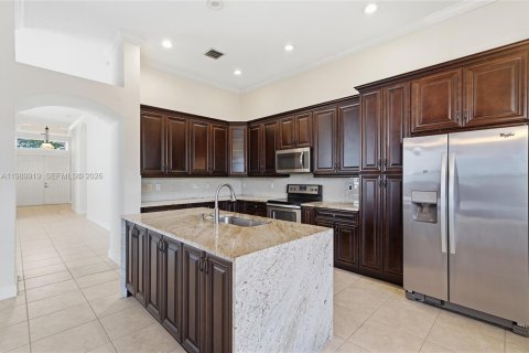 House in Boynton Beach, Florida 3 bedrooms, 220.83 sq.m. № 2057452 - photo 10