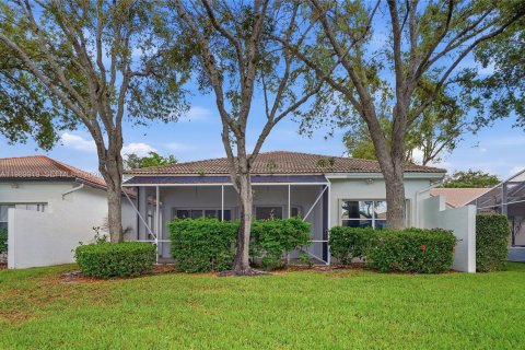 House in Boynton Beach, Florida 3 bedrooms, 220.83 sq.m. № 2057452 - photo 30