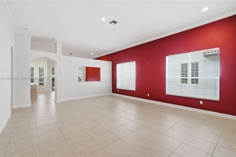 House in Boynton Beach, Florida 3 bedrooms, 220.83 sq.m. № 2057452 - photo 4