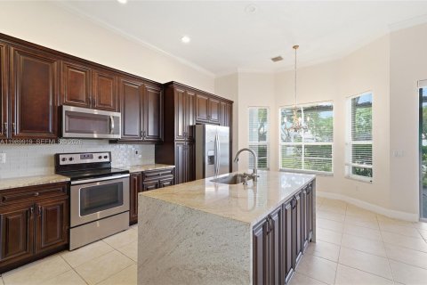 House in Boynton Beach, Florida 3 bedrooms, 220.83 sq.m. № 2057452 - photo 8