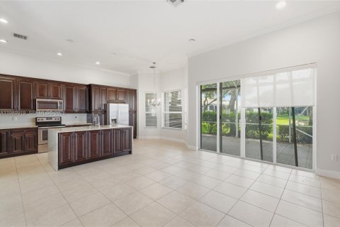 House in Boynton Beach, Florida 3 bedrooms, 220.83 sq.m. № 2057452 - photo 13