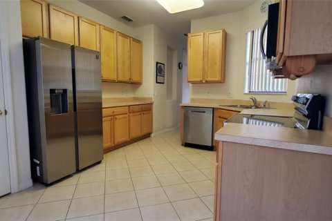 House in Kissimmee, Florida 2 bedrooms, 140 sq.m. № 1448033 - photo 14