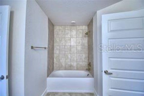 Casa en venta en Winter Haven, Florida, 4 dormitorios, 204.38 m2 № 1437422 - foto 26