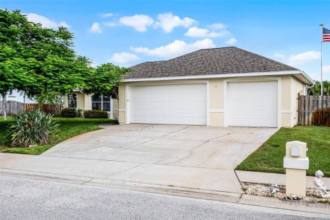 House in Merrit Island, Florida 4 bedrooms, 250.93 sq.m. № 1894114 - photo 25