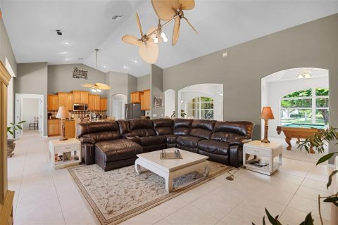 House in Merrit Island, Florida 4 bedrooms, 250.93 sq.m. № 1894114 - photo 4