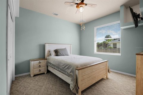 House in Merrit Island, Florida 4 bedrooms, 250.93 sq.m. № 1894114 - photo 19