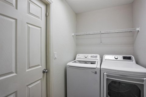 House in Haines City, Florida 3 bedrooms, 129.13 sq.m. № 1805658 - photo 21