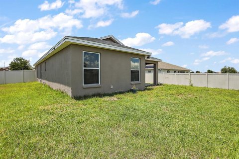 House in Haines City, Florida 3 bedrooms, 129.13 sq.m. № 1805658 - photo 6