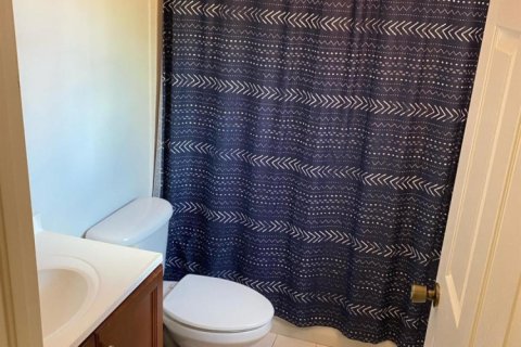 Adosado en alquiler en Fort Lauderdale, Florida, 3 dormitorios, 128.39 m2 № 1118999 - foto 1