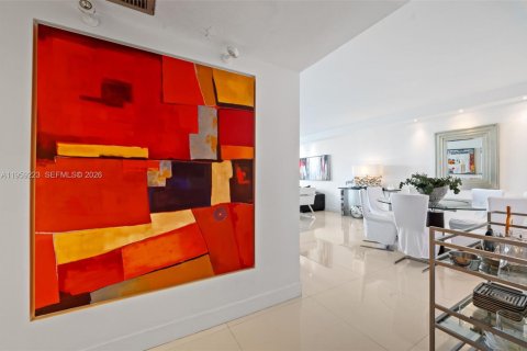 Condominio en venta en Sunny Isles Beach, Florida, 2 dormitorios, 141.68 m2 № 2029046 - foto 3