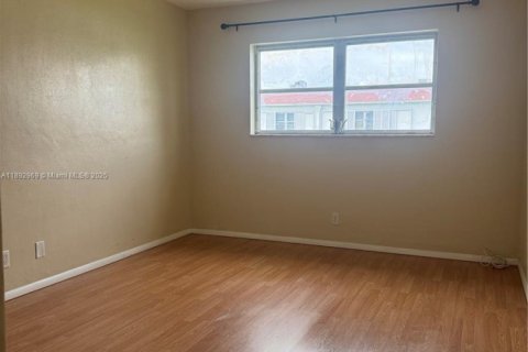 Copropriété à louer à Lauderhill, Floride: 2 chambres, 88.26 m2 № 1945821 - photo 8