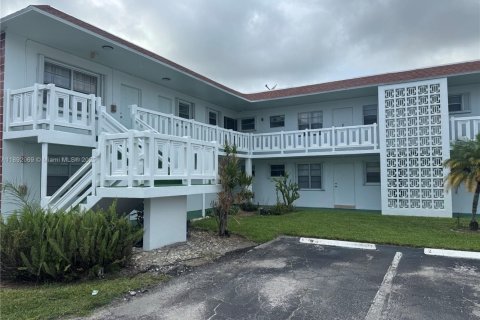 Condo à Lauderhill, Floride, 2 chambres  № 1945821