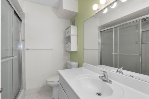 Condo in Weston, Florida, 1 bedroom № 2008284 - photo 15