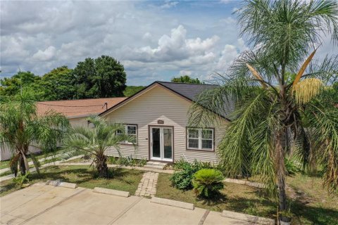 House in Lake Placid, Florida 3 bedrooms, 119.66 sq.m. № 1909574 - photo 1