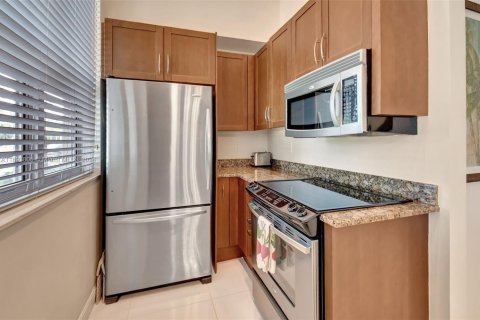 Townhouse in Boynton Beach, Florida 3 bedrooms, 156.54 sq.m. № 1445555 - photo 8