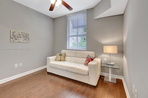 Townhouse in Boynton Beach, Florida 3 bedrooms, 156.54 sq.m. № 1445555 - photo 17
