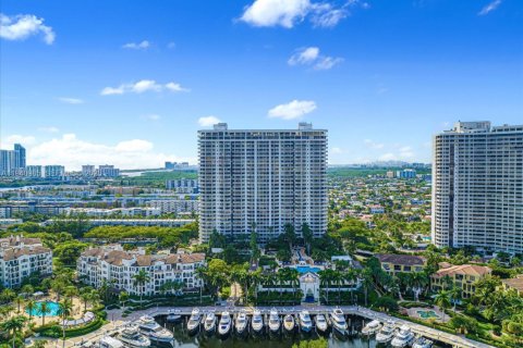 Condominio en venta en Aventura, Florida, 3 dormitorios, 175.59 m2 № 1998647 - foto 28