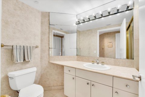 Condominio en venta en Aventura, Florida, 3 dormitorios, 175.59 m2 № 1998647 - foto 21