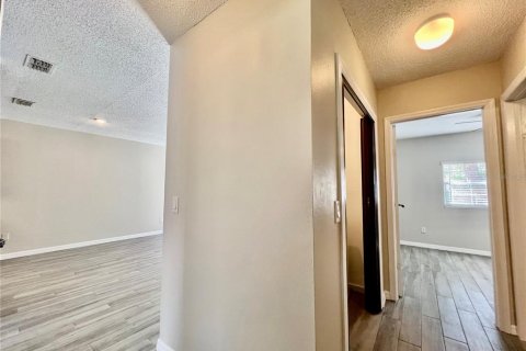 Dúplex en venta en Orlando, Florida, 4 dormitorios, 163.88 m2 № 2342541 - foto 19