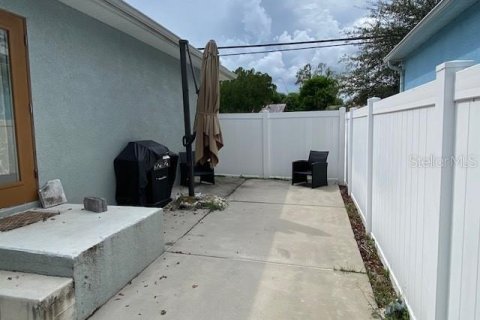 Villa ou maison à louer à Tampa, Floride: 3 chambres, 117.06 m2 № 2437364 - photo 15