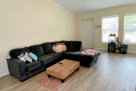 Villa ou maison à louer à Tampa, Floride: 3 chambres, 117.06 m2 № 2437364 - photo 3