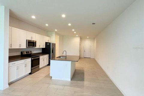 Adosado en alquiler en Parrish, Florida, 3 dormitorios, 169.27 m2 № 1842302 - foto 4