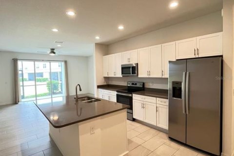Adosado en alquiler en Parrish, Florida, 3 dormitorios, 169.27 m2 № 1842302 - foto 3
