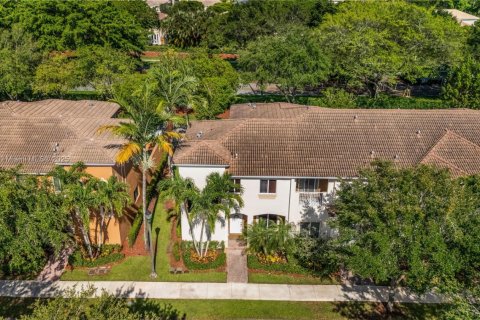 Townhouse in Homestead, Florida 3 bedrooms, 166.3 sq.m. № 1762463 - photo 4