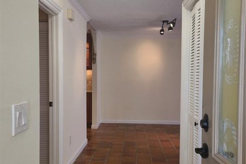 Condominio en alquiler en Tampa, Florida, 2 dormitorios, 95.41 m2 № 1835179 - foto 4