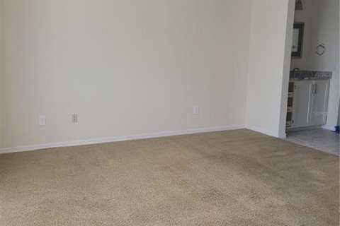 Condominio en alquiler en Tampa, Florida, 2 dormitorios, 95.41 m2 № 1835179 - foto 10