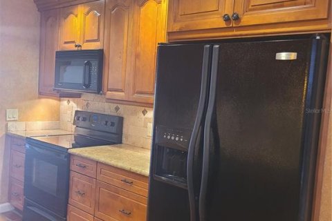 Condominio en alquiler en Tampa, Florida, 2 dormitorios, 95.41 m2 № 1835179 - foto 17
