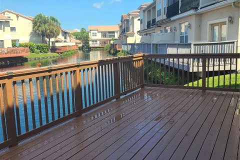 Condominio en alquiler en Tampa, Florida, 2 dormitorios, 95.41 m2 № 1835179 - foto 15
