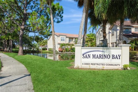 Condominio en alquiler en Tampa, Florida, 2 dormitorios, 95.41 m2 № 1835179 - foto 16