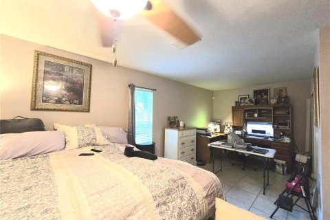 House in Ocala, Florida 4 bedrooms, 228.82 sq.m. № 1368346 - photo 19