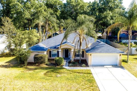 House in Ocala, Florida 4 bedrooms, 228.82 sq.m. № 1368346 - photo 2