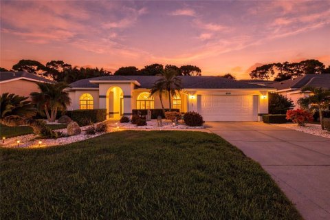 Casa en Sarasota, Florida 3 dormitorios, 200.95 m2 № 2380938