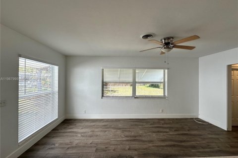 Appartement à louer à Hollywood, Floride: 1 chambre № 2029212 - photo 6