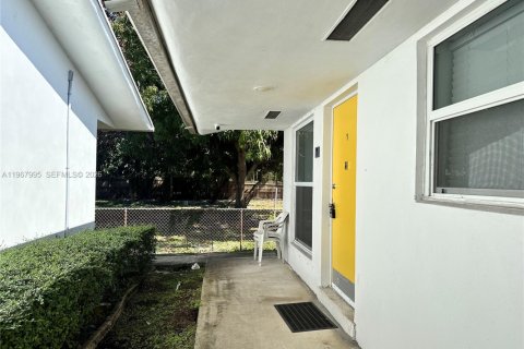 Appartement à louer à Hollywood, Floride: 1 chambre № 2029212 - photo 25