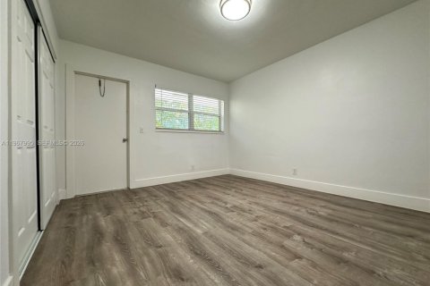 Appartement à louer à Hollywood, Floride: 1 chambre № 2029212 - photo 19