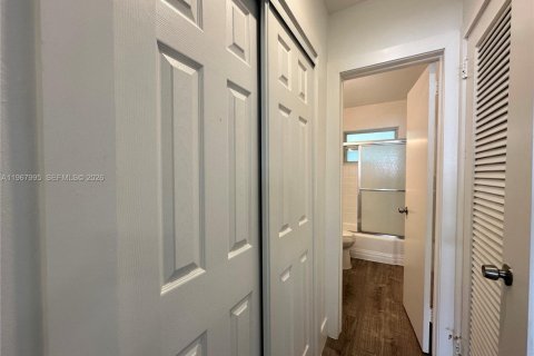 Appartement à louer à Hollywood, Floride: 1 chambre № 2029212 - photo 14