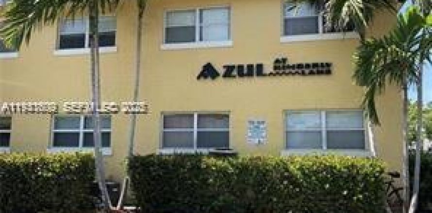 Кондоминиум с 2 спальнями в Окленд-Парк, Флорида № 1990543