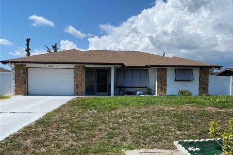 Casa en venta en North Port, Florida, 2 dormitorios, 138.05 m2 № 1751592 - foto 1