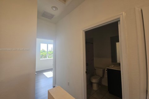 Touwnhouse à louer à Miami Gardens, Floride: 3 chambres, 133.97 m2 № 2077791 - photo 26