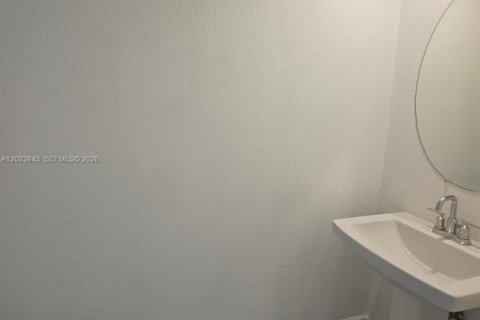 Touwnhouse à louer à Miami Gardens, Floride: 3 chambres, 133.97 m2 № 2077791 - photo 15